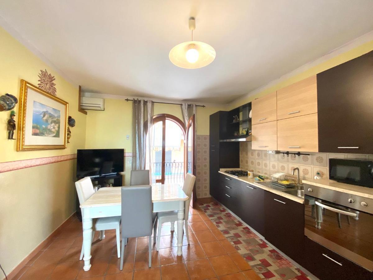 Apartments Mikros جيارديني ناكسوس المظهر الخارجي الصورة