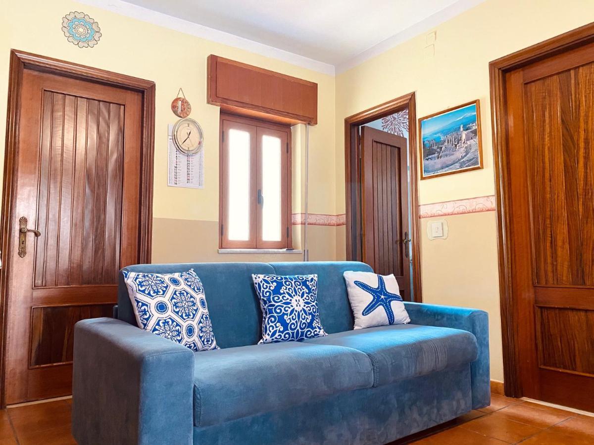 Apartments Mikros جيارديني ناكسوس المظهر الخارجي الصورة