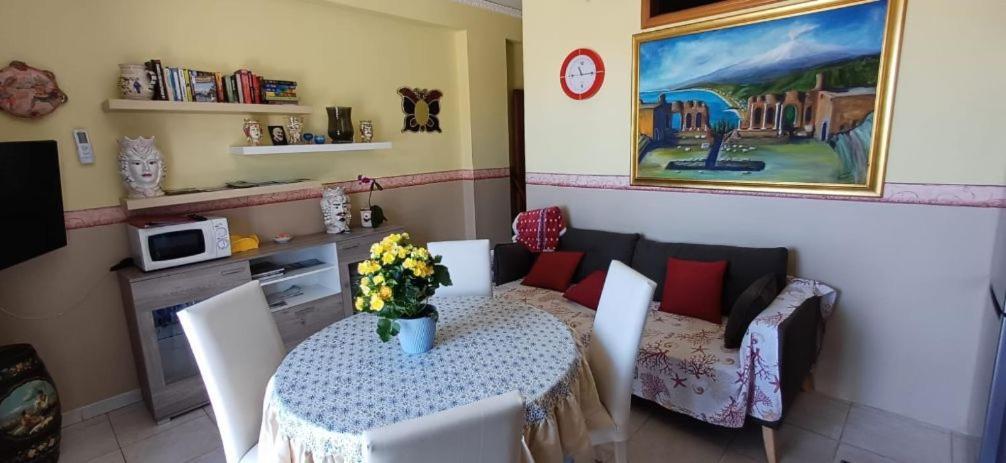 Apartments Mikros جيارديني ناكسوس المظهر الخارجي الصورة